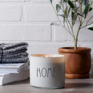 Lets Stay Home - HOME 3-Wick-Candle 411g