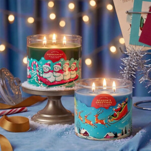 Seasons Greetings 3-Docht-Kerze 411g