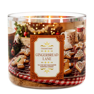 Gingerbread Lane 3-Docht-Kerze 411g